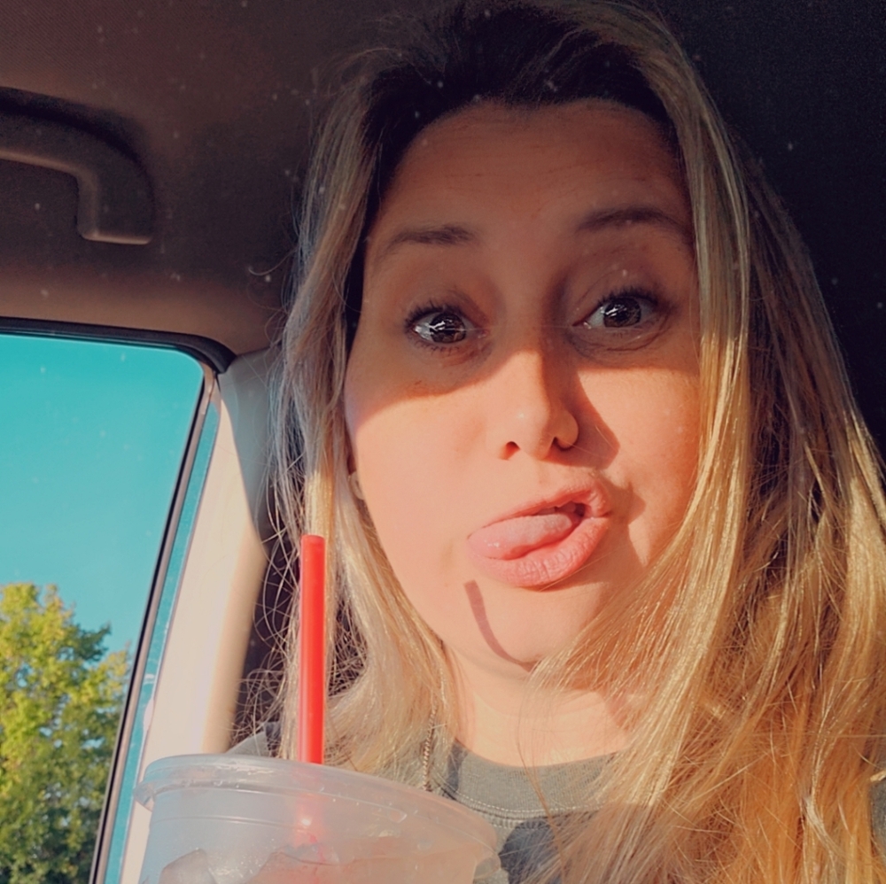 Meet your Posher, Amanda